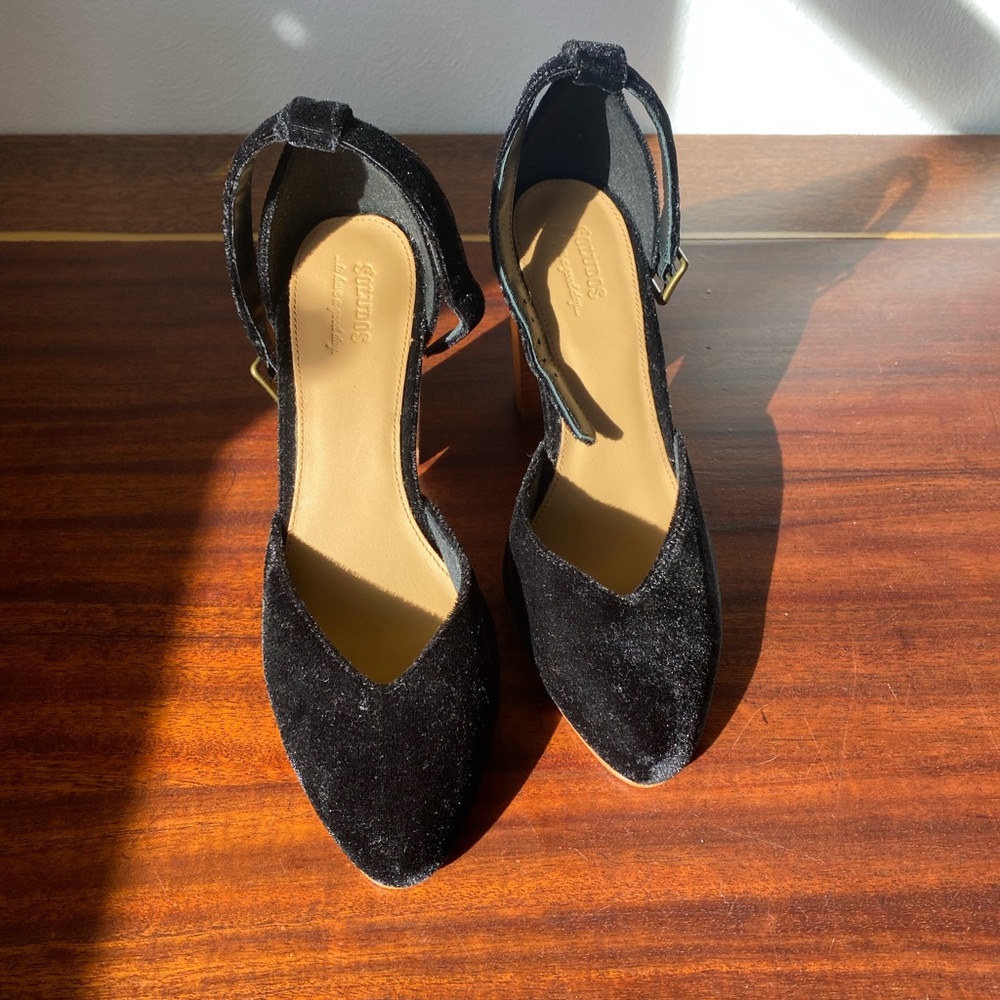 Soludos Gemma Heel, black, velvet
